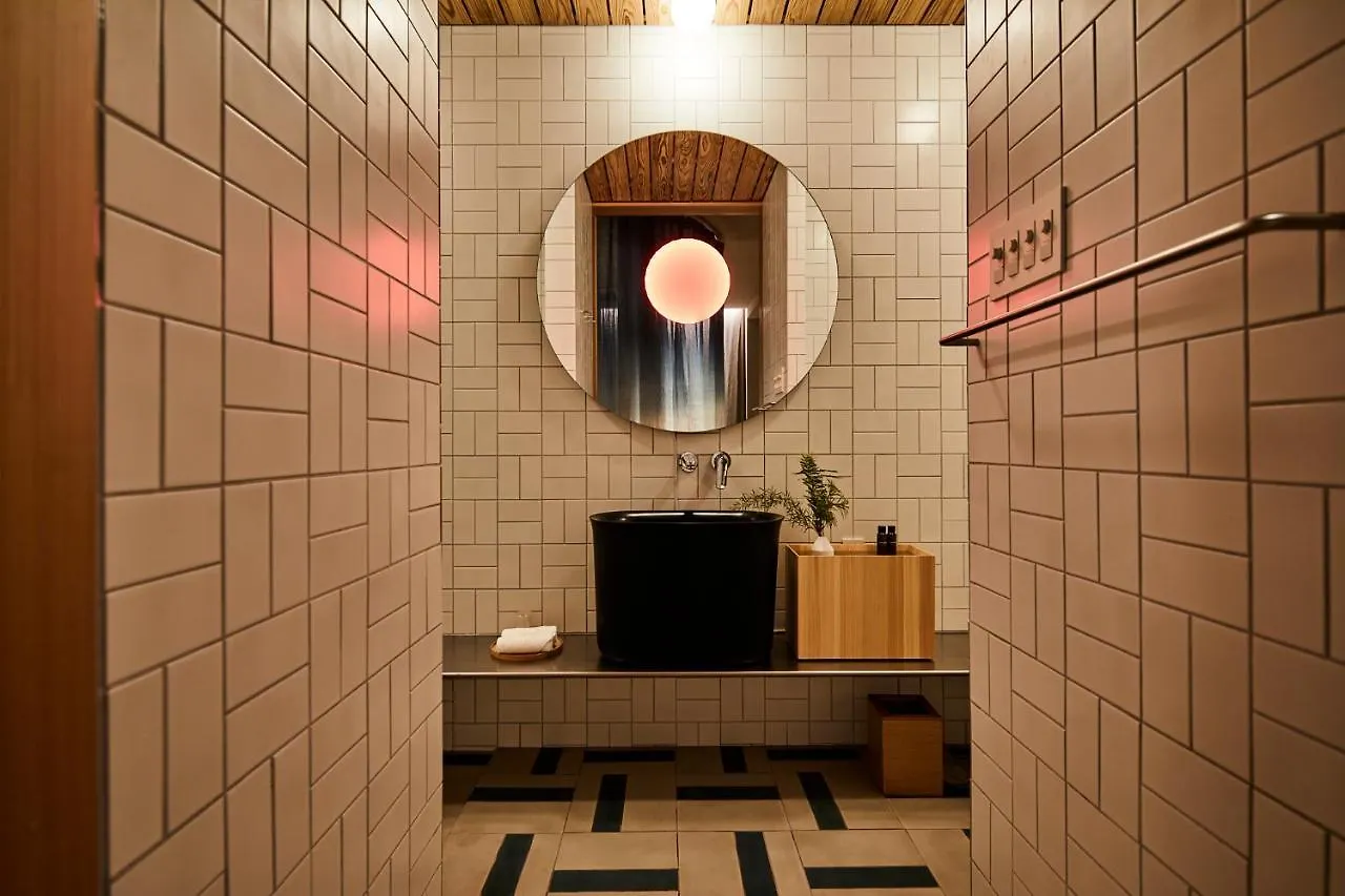 Hotel K5 東京都 4*,